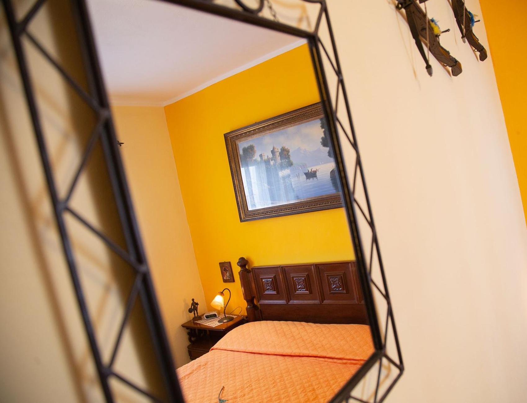 B&B Il Girasole Balestrate ภายนอก รูปภาพ