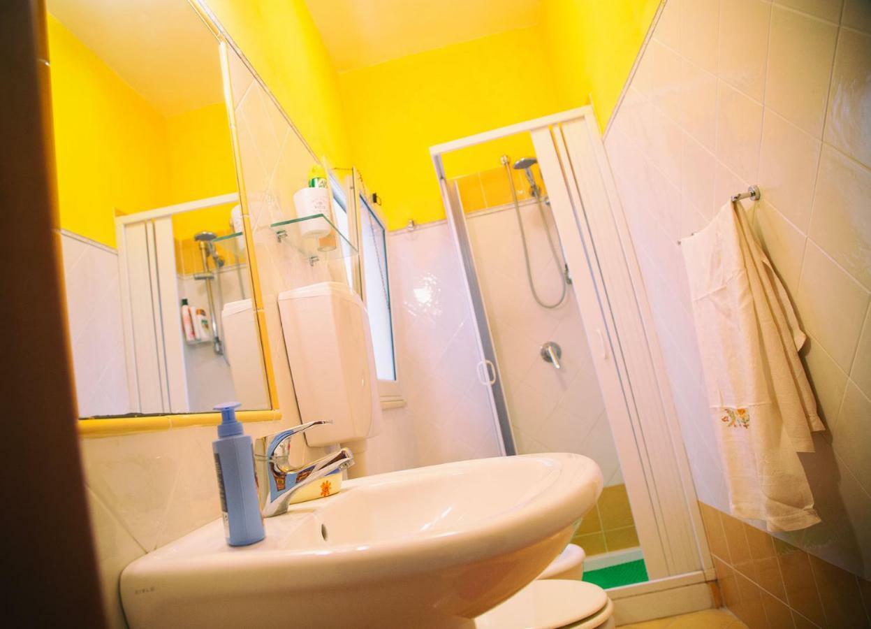 B&B Il Girasole Balestrate ภายนอก รูปภาพ